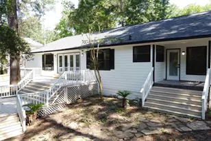 1710 Hill Top Ln, Kingwood, TX 77339 - Photo 9