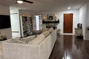 1710 Hill Top Ln, Kingwood, TX 77339 - Photo 9