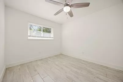 4831 Wickview Lane, Houston, TX 77053 - Photo 27