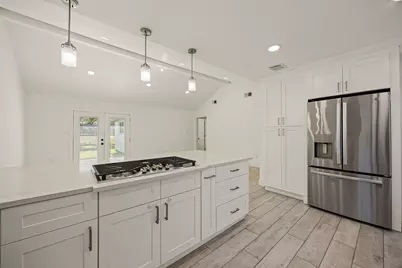 4831 Wickview Lane, Houston, TX 77053 - Photo 15