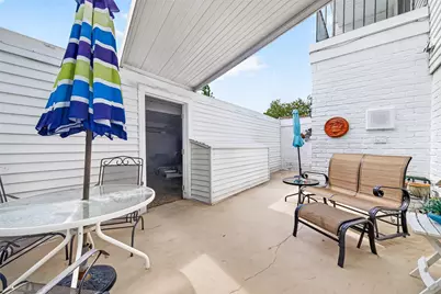10712 Briar Forest Drive, Houston, TX 77042 - Photo 45