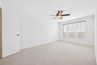 10712 Briar Forest Drive, Houston, TX 77042 - Photo 35
