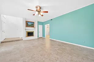 10712 Briar Forest Dr, Houston, TX 77042 - Photo 7