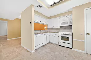 10712 Briar Forest Dr, Houston, TX 77042 - Photo 15