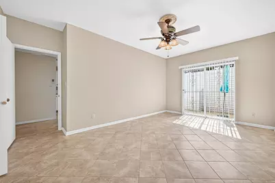 10712 Briar Forest Drive, Houston, TX 77042 - Photo 21