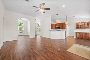 7214 Deep Forest Dr, Houston, TX 77088 - Photo 15