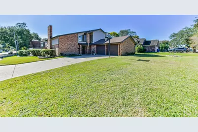 501 12th Avenue N, Texas City, TX 77590 - Photo 1