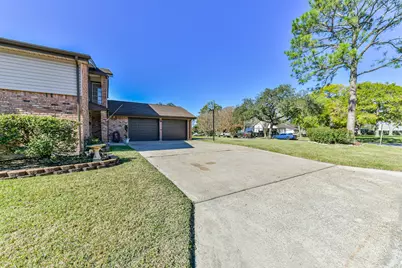 501 12th Avenue N, Texas City, TX 77590 - Photo 3