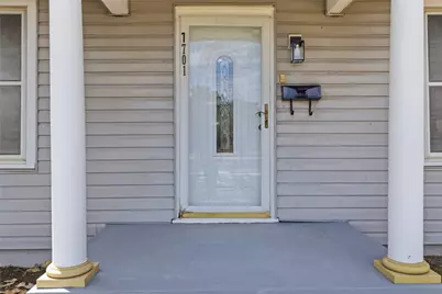 1701 N East Street, Victoria, TX 77901 - Photo 3