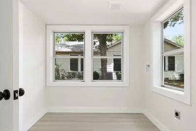 1701 N East Street, Victoria, TX 77901 - Photo 11