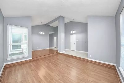 10011 Berry Limb Drive, Houston, TX 77099 - Photo 5