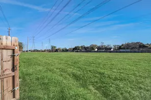 10011 Berry Limb Dr, Houston, TX 77099 - Photo 33