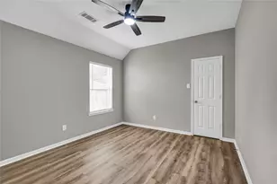 2131 Shaly Breeze Ln, League City, TX 77573 - Photo 13