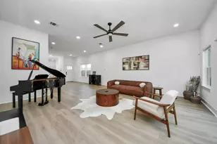 6747 Peerless St, Houston, TX 77021 - Photo 1