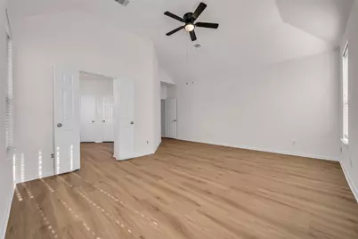 15603 Mustang Island Drive, Sugar Land, TX 77498 - Photo 21