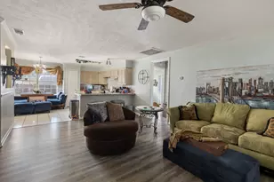 222 Cool Cove, Montgomery, TX 77356 - Photo 9