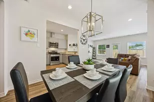 7134 Eastwood St, Houston, TX 77021 - Photo 3