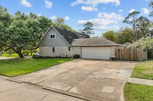 15431 Wandering Trail, Friendswood, TX 77546 - Photo 3
