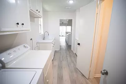 10710 Sandy Shoals Drive, Houston, TX 77071 - Photo 29