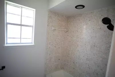 10710 Sandy Shoals Drive, Houston, TX 77071 - Photo 15