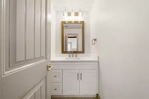 10332 Hunter Creek Ln, Conroe, TX 77304 - Photo 13