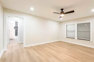 1315 Scott St, La Marque, TX 77568 - Photo 3