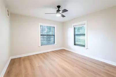 1315 Scott Street, La Marque, TX 77568 - Photo 9