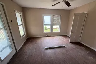 509 Saunders St, Gatesville, TX 76528 - Photo 5