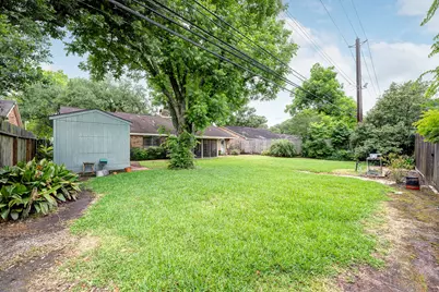 5922 Willowbend Boulevard, Houston, TX 77096 - Photo 17