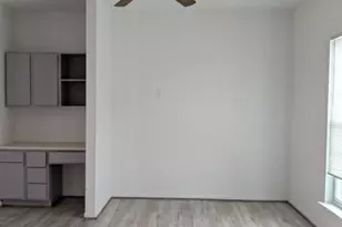 7901 Cambridge St, Houston, TX 77054 - Photo 5
