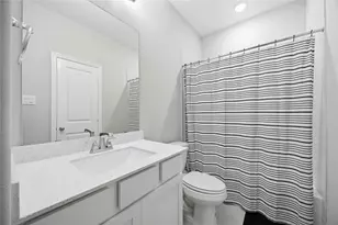 10623 Sawmill Park Dr, Missouri City, TX 77459 - Photo 9