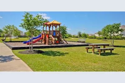 4319 Amaryllis Avenue, Baytown, TX 77521 - Photo 25