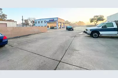 507 Dulles Avenue, Stafford, TX 77477 - Photo 11