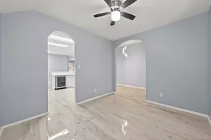 12719 Great Sands Dr, Humble, TX 77346 - Photo 11