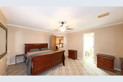 14615 Oak Bluff Court, Houston, TX 77070 - Photo 7