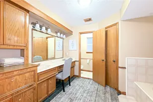 14615 Oak Bluff Ct, Houston, TX 77070 - Photo 11