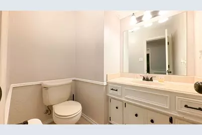 14615 Oak Bluff Court, Houston, TX 77070 - Photo 13