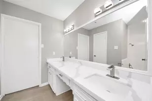 6222 Vickijohn Dr, Houston, TX 77096 - Photo 37