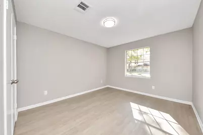 6222 Vickijohn Drive, Houston, TX 77096 - Photo 27