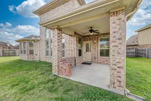 4715 Coldstream Ct, Sugar Land, TX 77479 - Photo 5