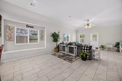 10822 Mendel Terrace Drive, Rosharon, TX 77583 - Photo 13