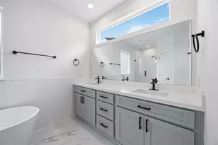 1106 Paul Quinn St, Houston, TX 77091 - Photo 9