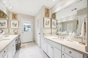 12303 Cobblestone Dr, Houston, TX 77024 - Photo 27