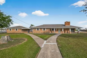 10645 Oak Brook Dr, Houston, TX 77013 - Photo 1