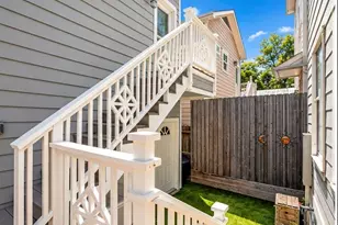 218 E 27th St, Houston, TX 77008 - Photo 5