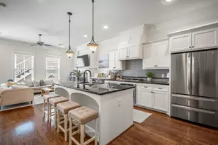 218 E 27th St, Houston, TX 77008 - Photo 21