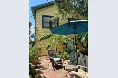 1212 Postoffice Street, Galveston, TX 77550 - Photo 1