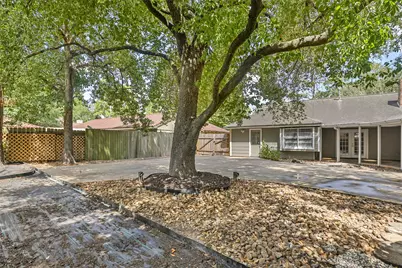 211 W North Hill Drive, Spring, TX 77388 - Photo 35