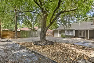 211 W North Hill Dr, Spring, TX 77388 - Photo 35