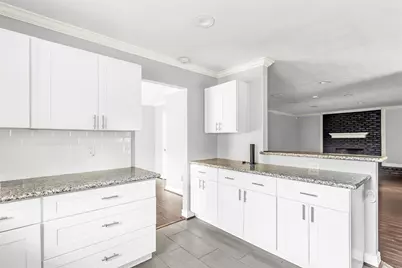 211 W North Hill Drive, Spring, TX 77388 - Photo 11